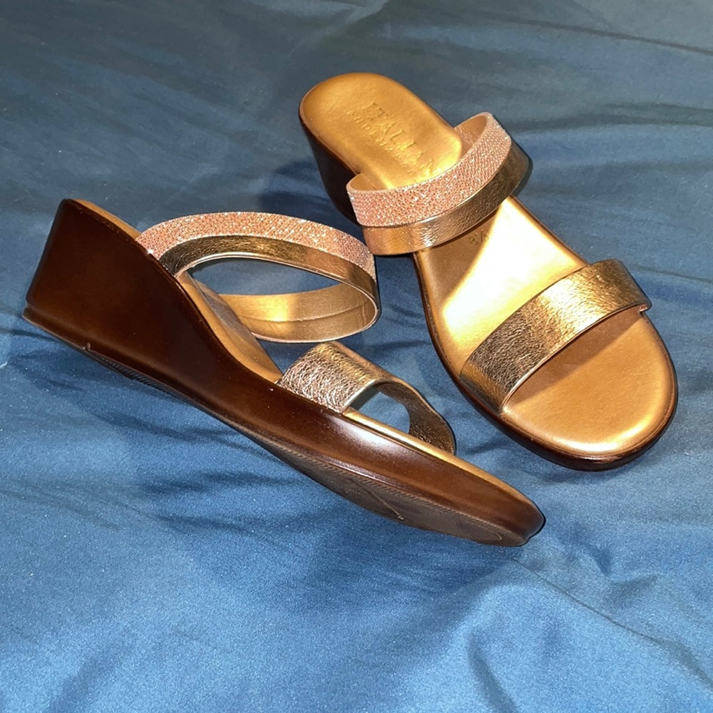 Gold Sparkle Strap Sandal